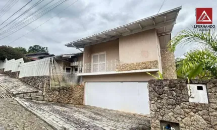 Casa com 3 dormitórios para alugar, 321 m² - velha - blumenau/sc