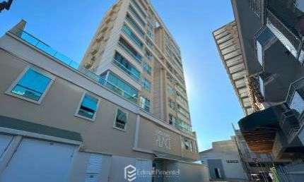 Apartamento à Venda com 4 Dormitórios no Centro de Itapema-SC