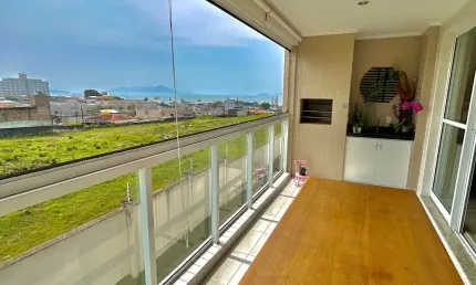 Apartamento com 3 quartos à venda na Rodovia BR-101, 4161, Serraria, São José