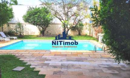 Casa à venda, 3 quartos, 2 suítes, 3 vagas, Camboinhas - Niterói/RJ