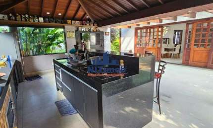 Casa à venda, 4 quartos, 2 suítes, 4 vagas, Itaipu - Niterói/RJ