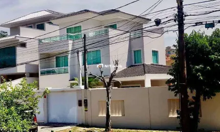 Casa à venda, 4 quartos, 2 suítes, 3 vagas, Camboinhas - Niterói/RJ