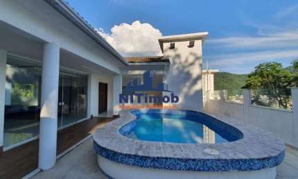 Casa à venda, 4 quartos, 2 suítes, 4 vagas, São Francisco - Niterói/RJ