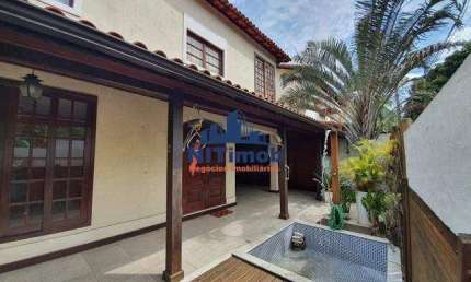 Casa à venda, 4 quartos, 2 suítes, 2 vagas, São Francisco - Niterói/RJ