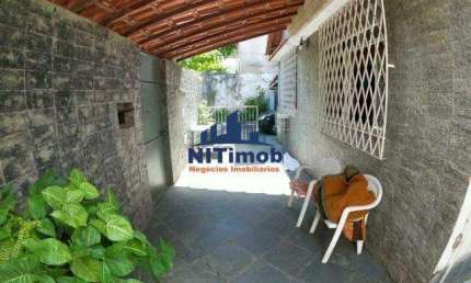 Casa à venda, 4 quartos, 4 vagas, Pe Pequeno - Niterói/RJ