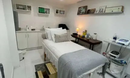 Casa Comercial Itaim Bibi - 200M², 8 Salas, 5 Banheiros
