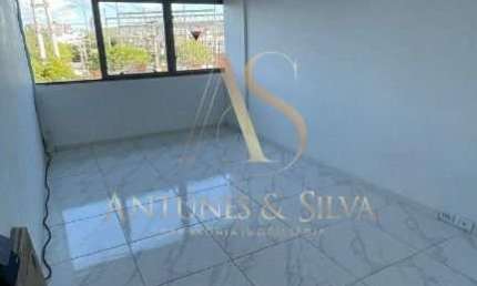 Sala comercial para alugar na Avenida Assis Brasil, 4550, São Sebastião, Porto Alegre por R$ 1.350