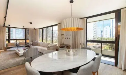 Apartamento no itaim bibi - totalmente reformado e varanda com vista