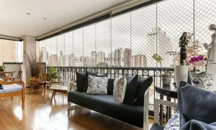 Apartamento Vila Nova Conceição - Amplo e mobiliado