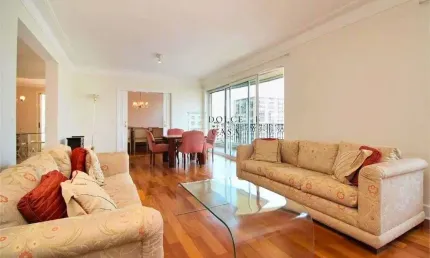 Apartamento no Jardim Paulista - varanda e 3 suites