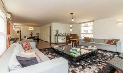 Apartamento no Jardim Paulista - 260m² na parte plana do bairro