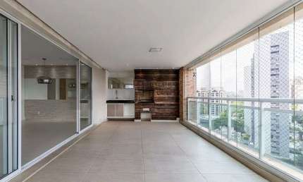Apartamento Itaim Bibi - amplo e reformado com varanda gourmet