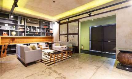 Casa Comercial no Jardins - reformada e melhor localização do bairro