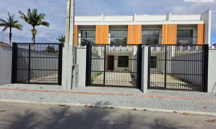 Casa com 3 quartos à venda no Boa Vista, Joinville 