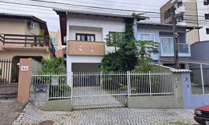 Casa com 3 quartos à venda no Floresta, Joinville 
