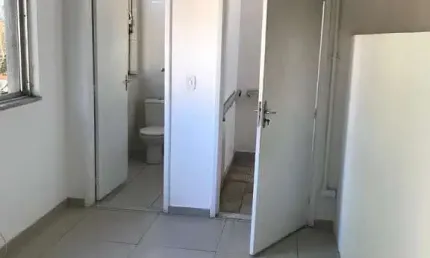 Barracão / Galpão / Depósito à venda em Olaria, Rio de Janeiro 