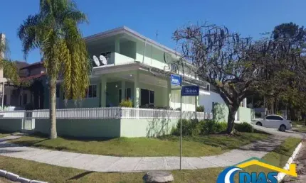 Casa com 8 quartos para alugar no Atami, Pontal do Paraná 