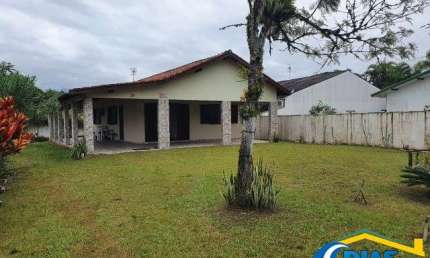 Casa com 3 quartos à venda no Pontal do Sul, Pontal do Paraná  por R$ 420.000