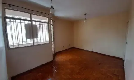 Apartamento com 3 quartos para alugar na Nossa Senhora Aparecida, Uberlândia  por R$ 1.300