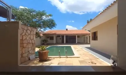 Casa com 4 quartos para alugar na Rua da Mangueira, 34, Jardim Shangri-La, Cuiabá