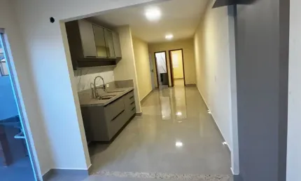 Casa térrea em condomínio fechado com 2 quartos sendo 1 suíte e armários planejados vaga de garagem coberta