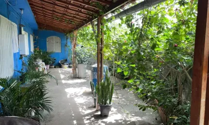 Casa de Esquina com Amplo Quintal e Terraço no Jardim Cocaia - 256m² de Conforto e Potencial