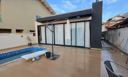 Casa Térrea à Venda no Condomínio Aruã – Conforto, Privacidade e Lazer!