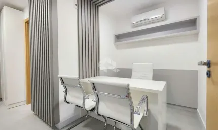 Salas conjugadas  novas, totalmente montadas com duas vagas no medplex