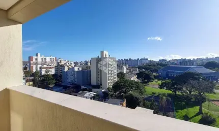 VISTA INCRÍVEL DE ÚTIMO ANDAR (9º) EM APTO DESOCUPADO COM DUAS SACADAS E CHURRASQUEIRA