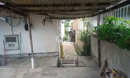Casa com 3 quartos à venda na Rua Guadalajara, 960, Jardim Itu Sabará, Porto Alegre
