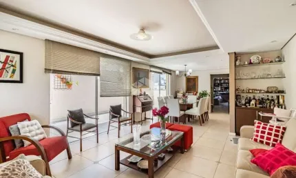 Apartamento 3(três) dormitórios, 1 suíte, 172,25m² privativo, Bairro Farroupilha, Porto Alegre
