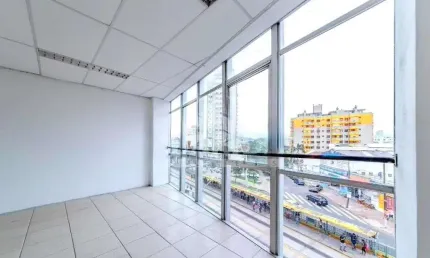 Prédio à venda na Avenida Protásio Alves, 536, Rio Branco, Porto Alegre