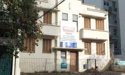 OPORTUIDADE!!!  TERRENO COM EXCELENTE INDICE DE CONSTRUÇÃO EM PLENO CENTRO HISTÓRICO