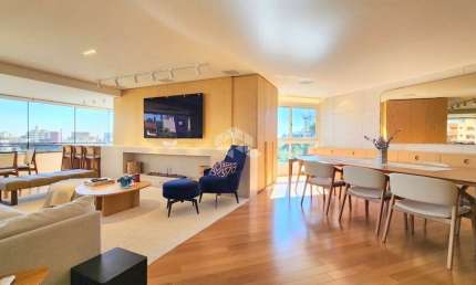 REQUINTE E CONFORTO EM LINDO APARTAMENTO NA ANTÔNIO PARREIRAS.