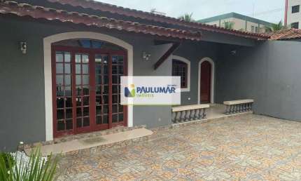 Sobrado com 4 quartos, Centro, Mongaguá - R$ 970 mil, Cod: 833213