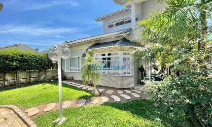 Sobrado com 5 dormitórios à venda, 273 m² por R$ 1.500.000,00 - Parque da Matriz - Cachoeirinha/RS
