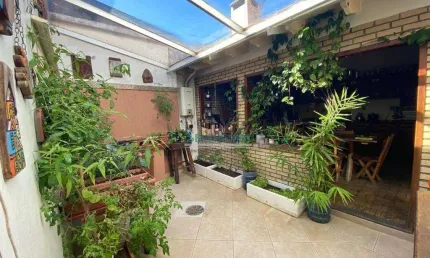 Sobrado com 3 dormitórios à venda, 210 m² por R$ 550.000,00 - Parque da Matriz - Cachoeirinha/RS