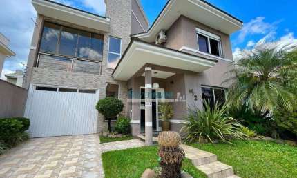 Sobrado com 3 dormitórios à venda, 183 m² por R$ 848.000,00 - Vale do Sol - Cachoeirinha/RS