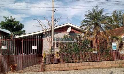 Casa com 2 dormitórios à venda, 110 m² por R$ 370.000,00 - Centro - Cachoeirinha/RS
