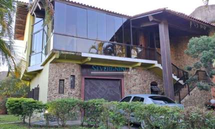 Sobrado com 3 dormitórios à venda, 238 m² por R$ 1.080.000,00 - Parque da Matriz - Cachoeirinha/RS