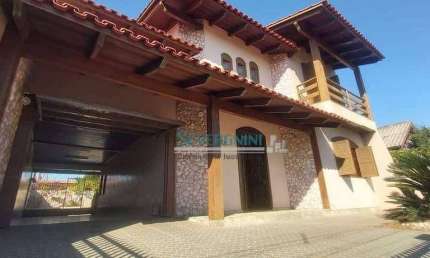 Sobrado com 4 dormitórios à venda, 240 m² por R$ 565.000,00 - Vila Fátima - Cachoeirinha/RS