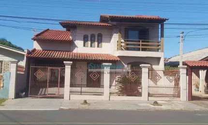 Sobrado com 4 dormitórios à venda, 240 m² por R$ 569.000,00 - Vila Fátima - Cachoeirinha/RS
