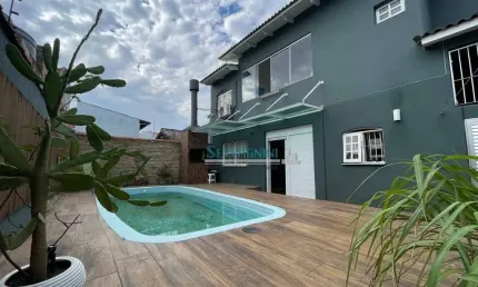 Sobrado à venda, 199 m² por R$ 660.000,00 - Parque da Matriz - Cachoeirinha/RS