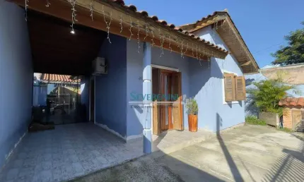 Casa com 2 dormitórios à venda, 100 m² por R$ 490.000,00 - Parque da Matriz - Cachoeirinha/RS