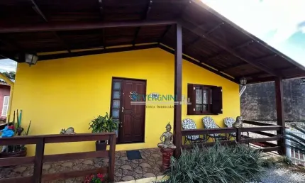 Casa com 3 dormitórios à venda, 152 m² por R$ 590.000,00 - Neópolis - Gravataí/RS
