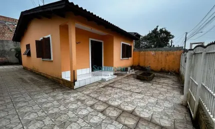 Casa com 2 dormitórios à venda, 69 m² por R$ 260.000,00 - Parque da Matriz - Cachoeirinha/RS