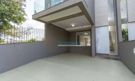 Sobrado com 2 dormitórios à venda, 100 m² por R$ 510.000,00 - Parque da Matriz - Cachoeirinha/RS