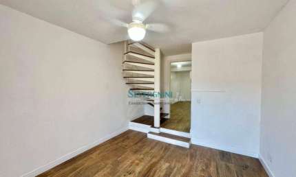 Sobrado com 2 dormitórios à venda, 93 m² por R$ 280.000,00 - Centro - Cachoeirinha/RS