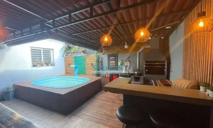 Sobrado com 2 suítes  à venda, 150 m² por R$ 520.000 - Parque da Matriz - Cachoeirinha/RS