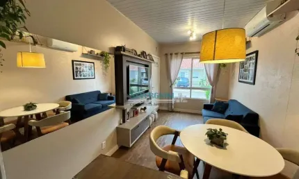 Casa com 2 dormitórios à venda, 59 m² por R$ 450.000,00 - Distrito Industrial - Cachoeirinha/RS